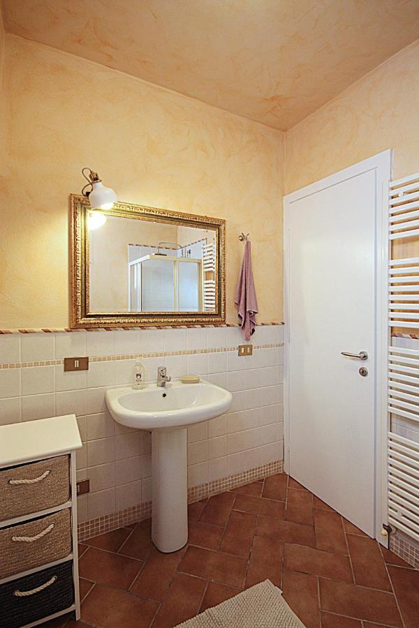 La Villa Degli Ulivi Soiano Del Lago Zewnętrze zdjęcie